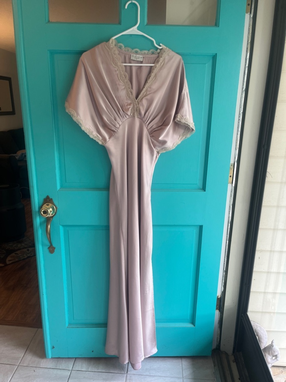 Silky Mauve Lace-Trim petite size small formal dress